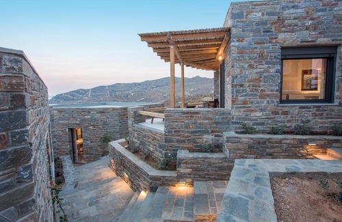 Karystos House | MYRTOS