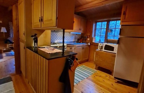 Undersaker House | Mysig timmerstuga Trillevallen, Åre kommun