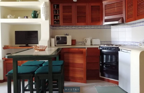 Correeira Apartment | MyStay - Bellavista Pool & Beach