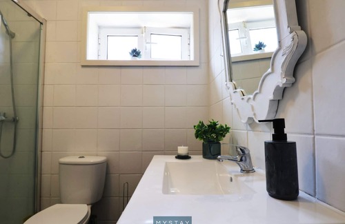 Vilarinha House | MyStay - Lira's Guest House