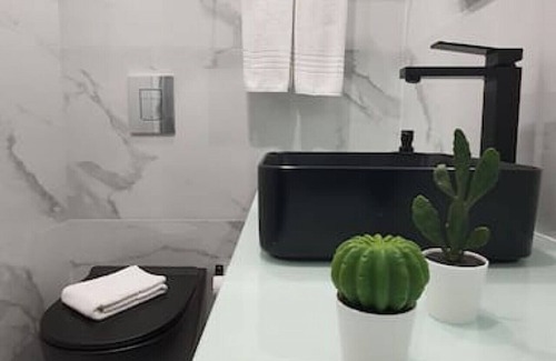 Mafamude Apartment | MyStay - Seasons con netflix/wifi - centro de la ciudad