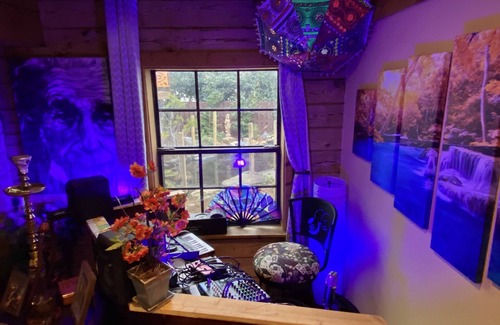 Montverde House | Mystic Cabin Retreat Home w/pool near Orlando, close to Disney!