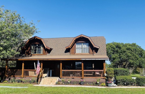 Montverde House | Mystic Cabin Retreat Home w/pool near Orlando, close to Disney!