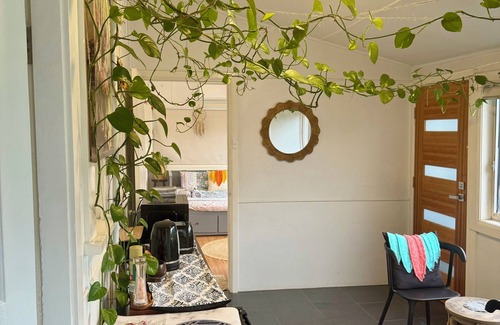 Wentworthville House | Mystic Garden with private entrance and bathroom
