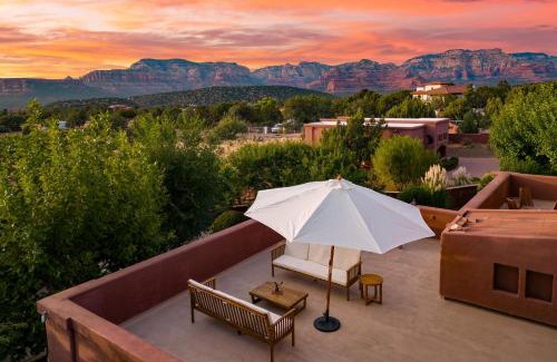 West Sedona House | Mystic Sunset by AvantStay Thunder Mountain View Pool Driving Range Casita