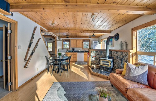 Skykomish Cabin | Mysty Mountain Cabin on River: Near Stevens Pass!