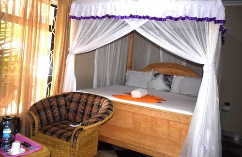 Usa House | Mzunguu Safari Lodge