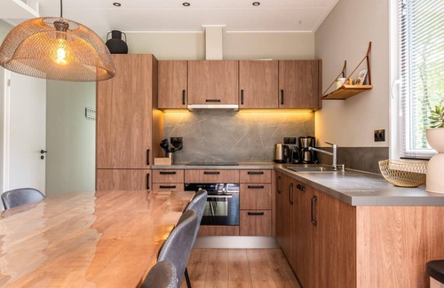 Ruinen House | n/a