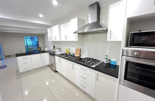 Winston Hills House | N Room