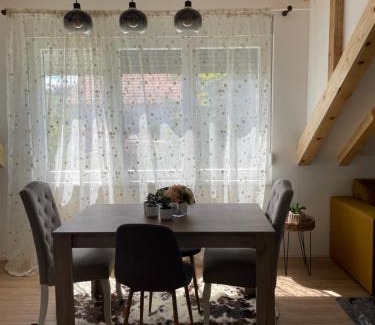 Vrdnik Apartment | Naš san