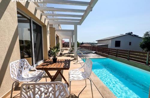 Kallikratia House | NA5 The Seaside Pool Villa