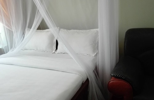 Ukonga Hotel | Naam Suite Motel - Adults Only