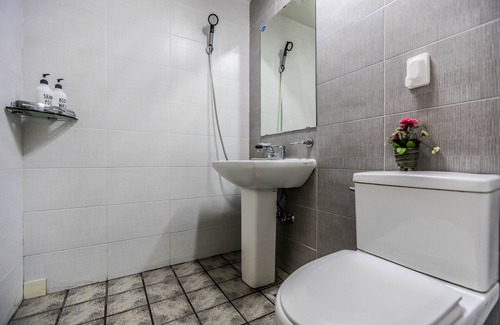 Aewol House | Nadia Pension