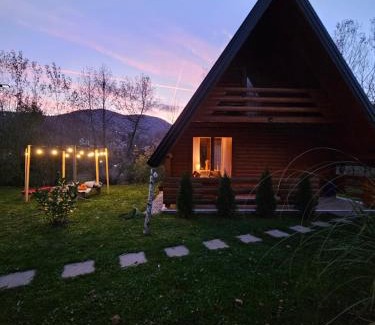 Sarajevo Villa | Nadiaa Wood House