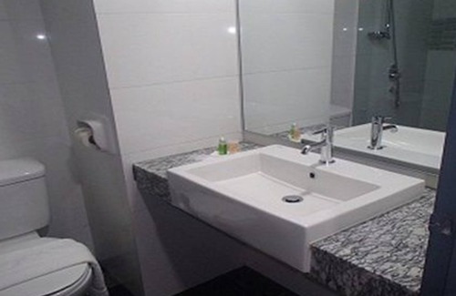 Lubok Buaya Hotel | Nadias Hotel Cenang Langkawi