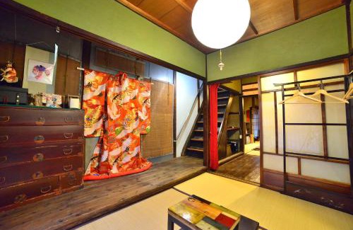 Higashikujo Kitakarasumacho House | Nagomian Hachijotei 和庵