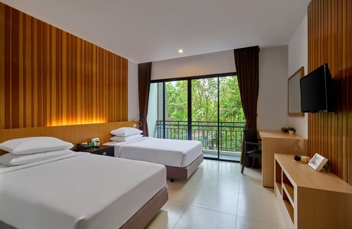 Sa Khu Resort | Nai Yang Beach Resort & Spa