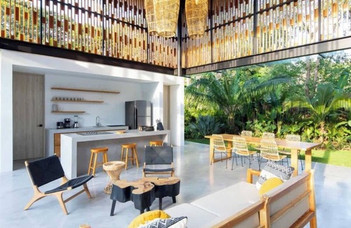 Playa Hermosa Cobano Villa | Naia Surf Villa East Walk