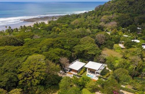 Playa Hermosa Cobano Villa | Naia Two private Pool /Walking Distance to the Beach