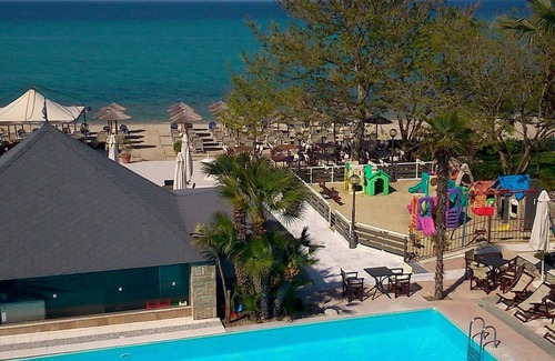 Haniotis Apartment | Naias Beach Hotel