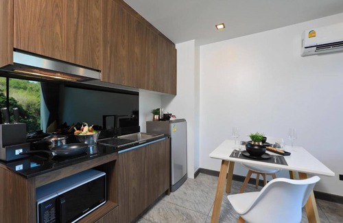 Nai Harn Apartment | Naiharn Loft near Beach UTL B325