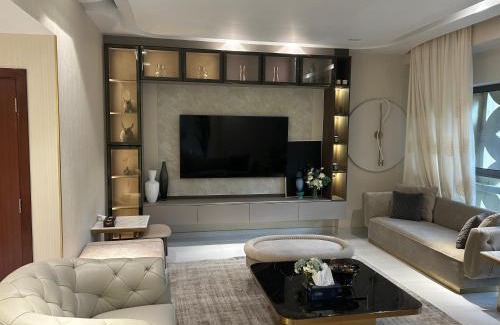 Jumeira 3 Apartment | Nairas 4BDRM APARTMENT SEA VIEW Rimal 4