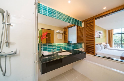 Sa Khu Resort | Naithonburi Beach Resort