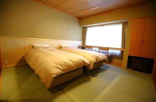 Nozawaonsen Hotel | Nakajimaya Ryokan
