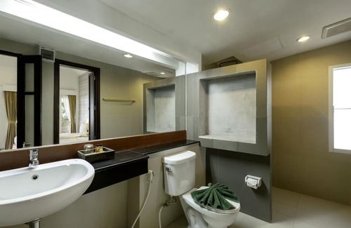 Ko Lanta Hotel | Nakara Long Beach Resort