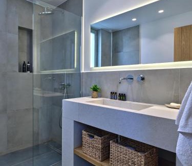 Paros Villa | Nala Villa with sea views and private pool