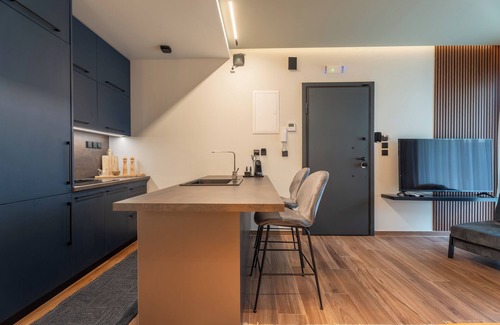 Nees Pagases Condo | Nama Luxury Iconic Apartment South Residence
