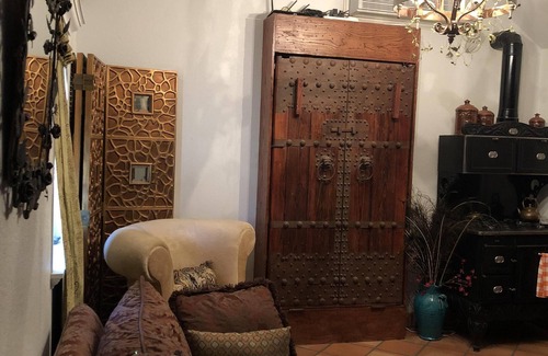 Temecula Cottage | Namaste Farms Wine Country Working Wool Sheep Farm; Main Cottage 501c3