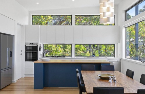 Fairhaven House | Namaste - Views, Great Location, Free WiFi