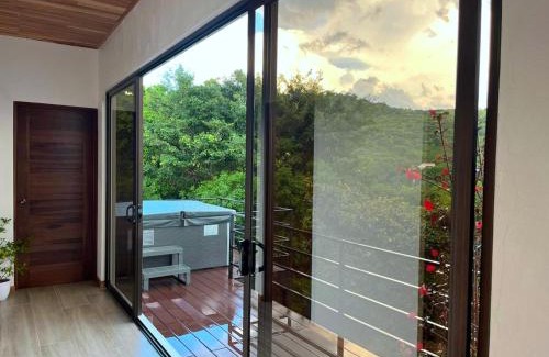La Lindora House | Nambí Monteverde