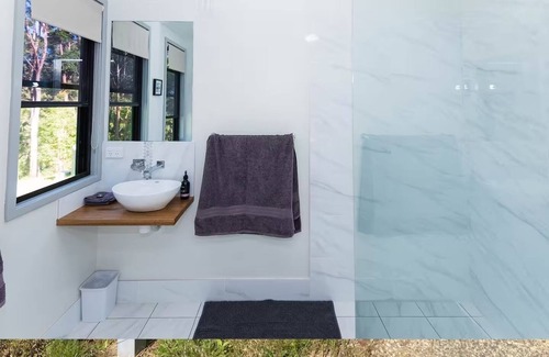Wirrimbi Bed & Breakfast | Nambucca Valley Train Carriages Red carriage