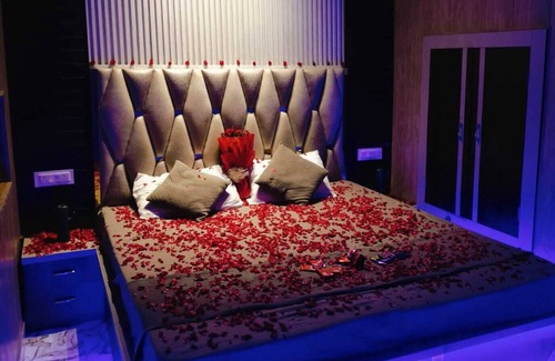 Varanasi Hotel | Namo Guest House
