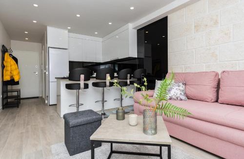 Vrpolje Apartment | Nanna
