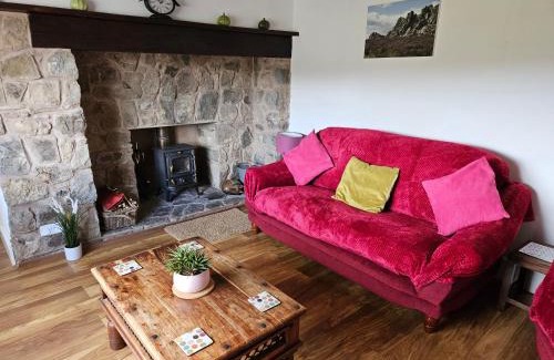 Pontesbury House | Nant-Isa