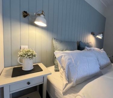 New Quay House | Nant Llys - Spectacularly placed with sea views
