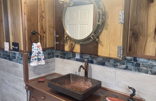 Vienna House | Nanticoke River Retreat