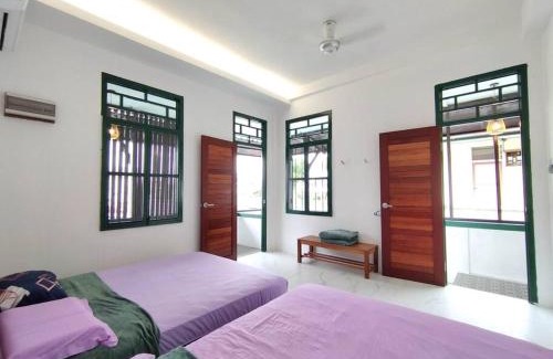 Sibu House | Nanyang Homestay 10 pax Free Wifi & Washer-1st Floor