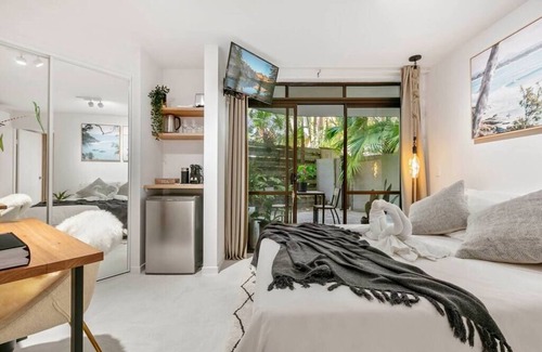 Noosa Heads Hotel | Naousa Private Beach Bungalow