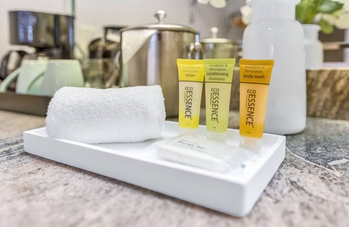 Downtown Napa Hotel | Napa Valley Hotel & Suites