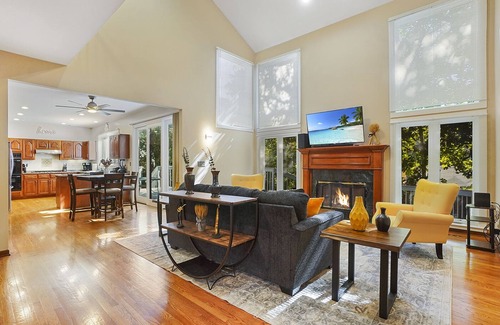 Naperville House | Naperville Rental - Harmony Ct