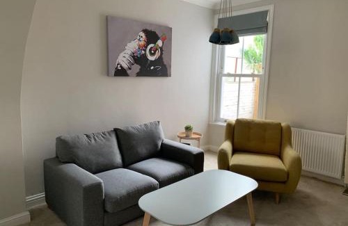 Southsea Apartment | Napier - A Beautiful House in the best Southsea location