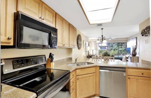 Park Shore Resort | Naples Resort Living at its Finest .