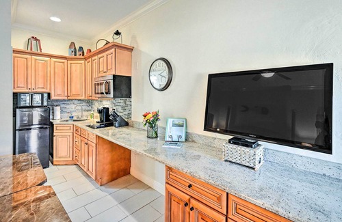 Naples Apartment | Naples Studio Near Everglades w/Marina!