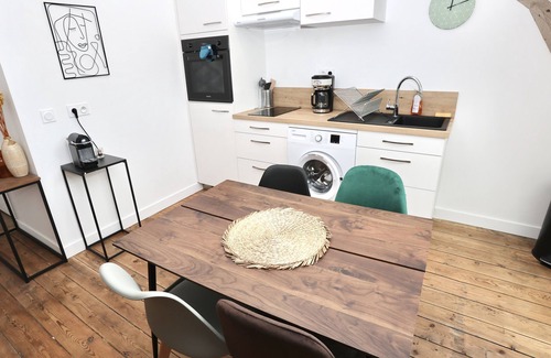 Pontivy Apartment | Napoléon Gare 8 ★ T2 ★ Dernier Etage ★ ByLocly