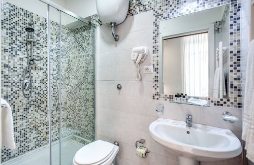Naples City Centre Bed & Breakfast | Napoli's Gold Hotel