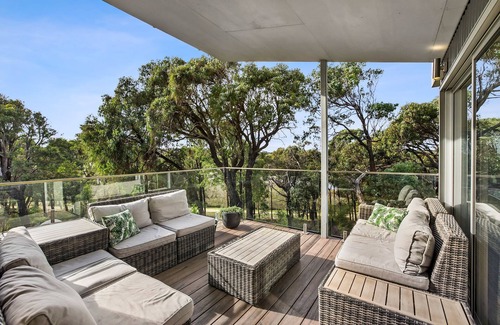 Fairhaven House | Narani Way I Walk to Beach I Pet Friendly